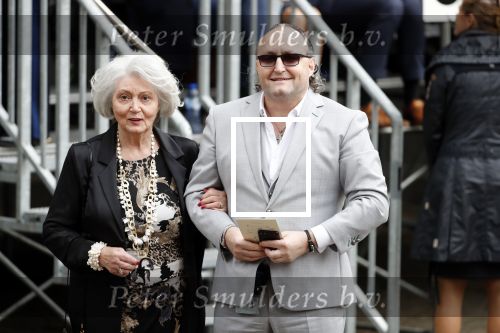 Den Haag 17 september 2019
Prinsjesdag 2019 op het binnenhof.
Dion Graus met zijn moeder