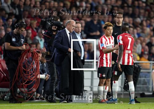 Eindhoven, 14 September 2019 PSV-Vitesse, eindstand 5-0
5 doelpunten Donyell Malen
Dohan Ritsu