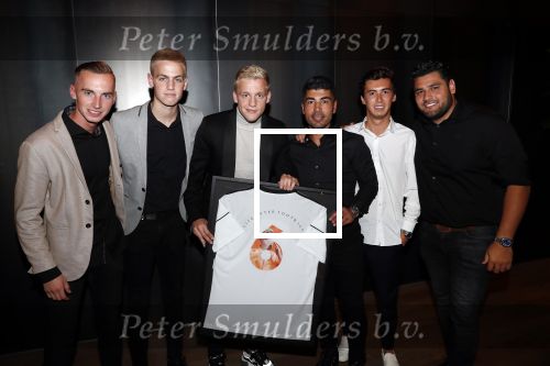 Amsterdam 4 september 2019
LAF Life after football event in het conservatorium hotel. Donny v d Beek met broer Nino Wilkes en vrienden