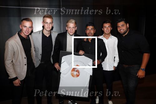 Amsterdam 4 september 2019
LAF Life after football event in het conservatorium hotel. Donny v d Beek met broer Nino Wilkes en vrienden