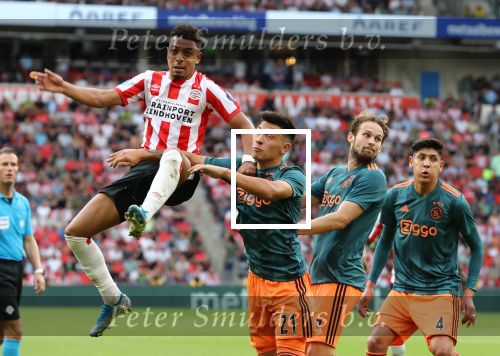 Eindhoven,22 September 2019 Kompetitiewedstrijd PSV-AJAX, eindstand 1-1Donyell Malen en Lisandro Martinez