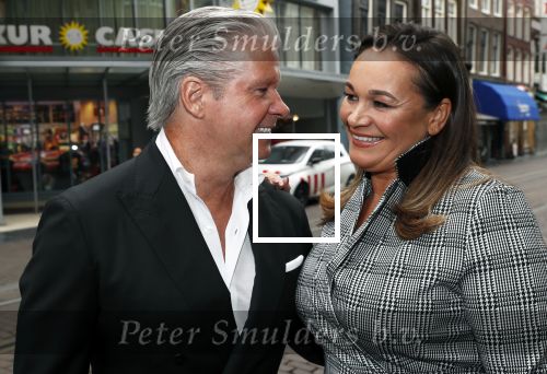 Amsterdam 11 augustus 2019
Premiere Downtown Abbey in pathe Tuschinski.
Dries Roelvink en zijn vrouw Honoria