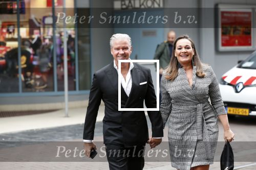 Amsterdam 11 augustus 2019
Premiere Downtown Abbey in pathe Tuschinski.
Dries Roelvink en zijn vrouw Honoria
