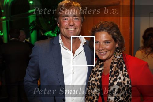 Amsterdam 9 september 2019
10 jarig bestaan van Choices by Deborah Leeser ( Gassan Diamonds) bij artis.
Elian v d Waals met haar man Riens