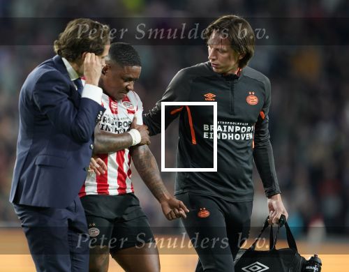 Eindhoven, 14 September 2019 PSV-Vitesse, eindstand 5-05 doelpunten Donyell MalenFysiotherapeut Falk Louwers