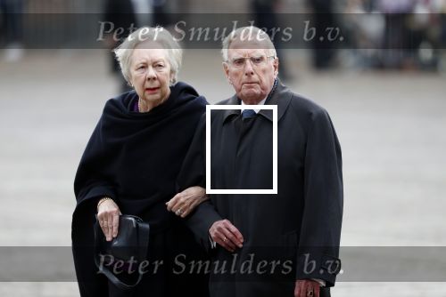 Den Haag 17 september 2019
Prinsjesdag 2019 op het binnenhof.
Frits Korthals Altes arriveert samen met zijn partner
