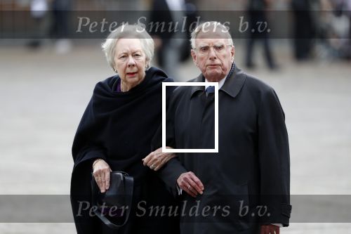 Den Haag 17 september 2019
Prinsjesdag 2019 op het binnenhof.
Frits Korthals Altes arriveert samen met zijn partner
