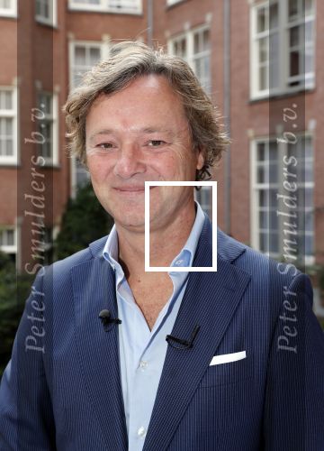 Amsterdam 10 september 2019
Presentatie celebaabs in hotel the Grand met oa Anouk Smulders Frits Sissing Dennis v d Geest Dennis Weening Dominique v Hulst ( zangeres Do) en  Irene moors . Celebabs is een idee van Tim Ouborg en Jeroen v d Boom