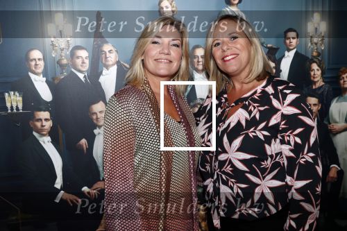 Amsterdam 11 augustus 2019
Premiere Downtown Abbey in pathe Tuschinski. Gallyon v Vessem kwam met Selma v Dijk en Jaco Peeringa