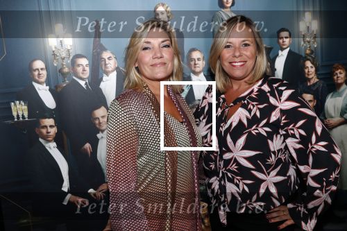 Amsterdam 11 augustus 2019
Premiere Downtown Abbey in pathe Tuschinski. Gallyon v Vessem kwam met Selma v Dijk en Jaco Peeringa