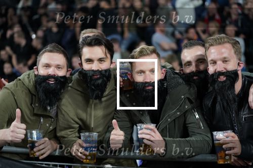 Eindhoven, 14 September 2019 PSV-Vitesse, eindstand 5-0
5 doelpunten Donyell Malen
geert_8@hotmail.com  Geert Smits
supporters van Konstantinos Mitroglou