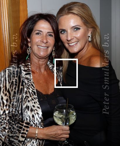 Amsterdam 9 september 2019
10 jarig bestaan van Choices by Deborah Leeser ( Gassan Diamonds) bij artis.
Tanja Bamberger met Gitta Bijlsma