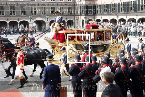 Den Haag 17 september 2019
Prinsjesdag 2019. Koning Willem Alexander Koningin Maxima Prins Constantijn en Prinses Laurentien arriveren met koets op binnenhof en bij paleis Noordeinde. Gouden koets