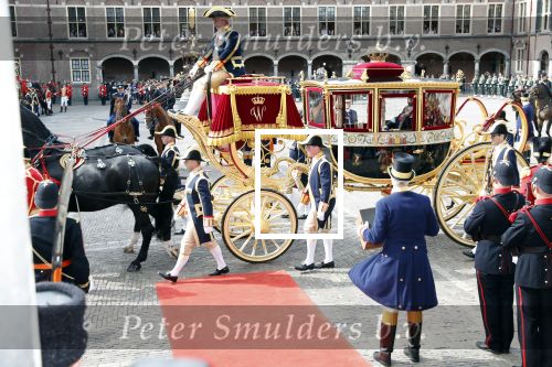 Den Haag 17 september 2019
Prinsjesdag 2019. Koning Willem Alexander Koningin Maxima Prins Constantijn en Prinses Laurentien arriveren met koets op binnenhof en bij paleis Noordeinde. Gouden koets