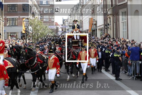 Den Haag 17 september 2019
Prinsjesdag 2019. Koning Willem Alexander Koningin Maxima Prins Constantijn en Prinses Laurentien arriveren met  gouden koets op binnenhof en bij paleis Noordeinde.