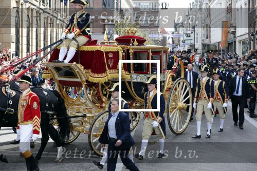Den Haag 17 september 2019
Prinsjesdag 2019. Koning Willem Alexander Koningin Maxima Prins Constantijn en Prinses Laurentien arriveren met  gouden koets op binnenhof en bij paleis Noordeinde.