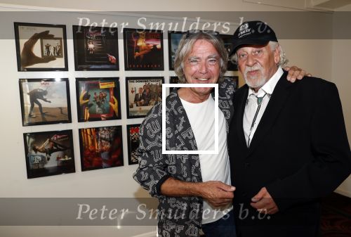 Amsterdam 12 september 2019
Govert de Roos en Rens Benerink hebben in de jaren â€™70 en â€˜80 samen honderden platenhoezen gemaakt. Deze hangen nu in hotel Americain.