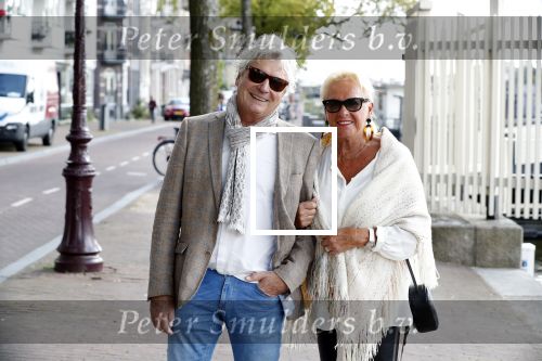 Amsterdam 12 september 2019
Boekpresentatie Anneke Gronloh in carre. Bart Peeters heeft het boek geschreven.
Hans v Hemert kwam met zijn vriendin