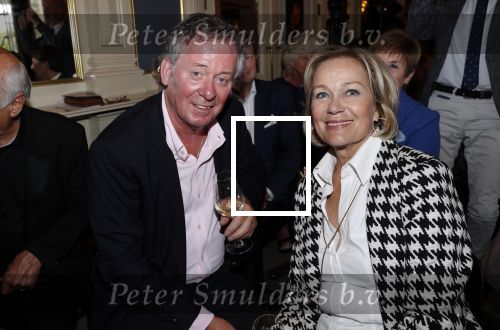 Amsterdam 12 september 2019
Boekpresentatie Anneke Gronloh in carre. Bart Peeters heeft het boek geschreven.
Harry v Hoof en Els v Hoof