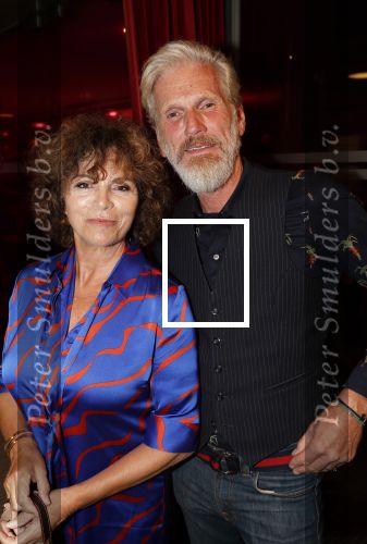 Amstelveen 23 september 2019
Premiere Renee v Wegberg zingt Shaffy en List in schouwburg Amstelveen.
Henriette Tol met man