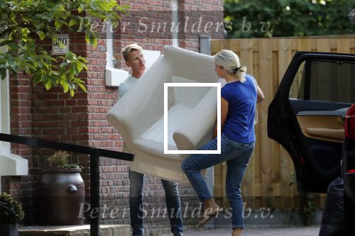 Den Haag 14 september 2019
Jack de Vries zijn nieuwe vriendin Emily Maas trekt bij hem in . Vandaag bracht ze haar spullen naar Jack zijn huis.