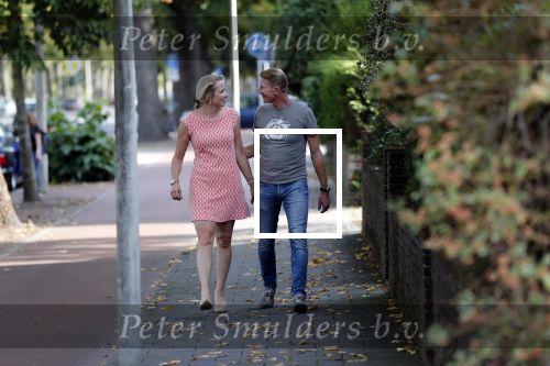 Den Haag 14 september 2019
Jack de Vries zijn nieuwe vriendin Emily Maas trekt bij hem in . Vandaag bracht ze haar spullen naar Jack zijn huis.