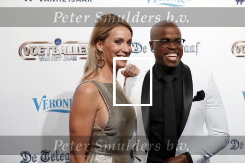 Hilversum 2 september 2019
Voetbalgala bij studio 21 . Jandino Asporaat en Helene Hendriks presenteren het gala