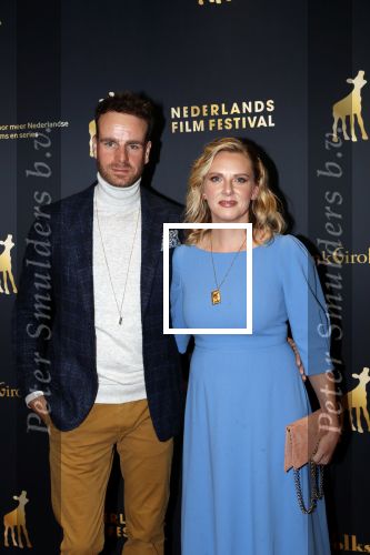 Utrecht 27 september 2019
Premiere Instinct tijdens de utrechtse filmdagen.
Halina Reijn deed de regie en Carice v Houten speelt de hoofdrol. Jelka v Houten met vriend Henri v Loon