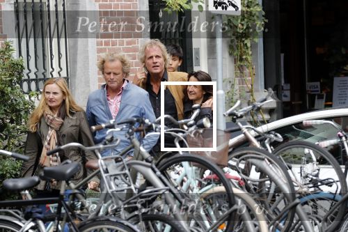 Amsterdam 7 september 2019
Jeroen Pauw met zijn vriendin en vrienden in Amsterdam zuid.