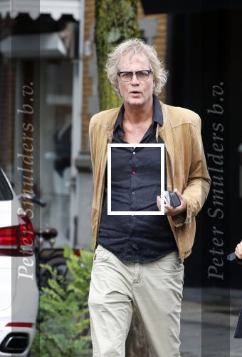 Amsterdam 7 september 2019
Jeroen Pauw met zijn vriendin en vrienden in Amsterdam zuid.
