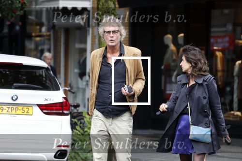 Amsterdam 7 september 2019
Jeroen Pauw met zijn vriendin en vrienden in Amsterdam zuid.