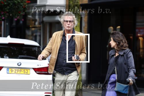 Amsterdam 7 september 2019
Jeroen Pauw met zijn vriendin en vrienden in Amsterdam zuid.