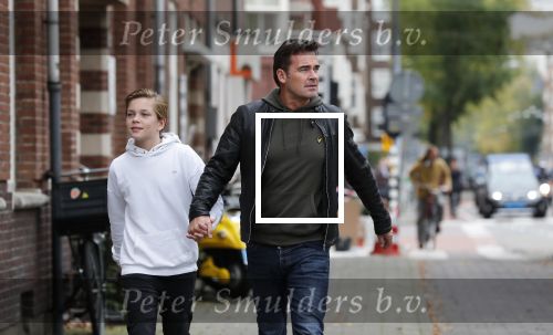 Amsterdam 23 september 2019
Jeroen v d Boom met zijn zoon Luuk in Amsterdam zuid.