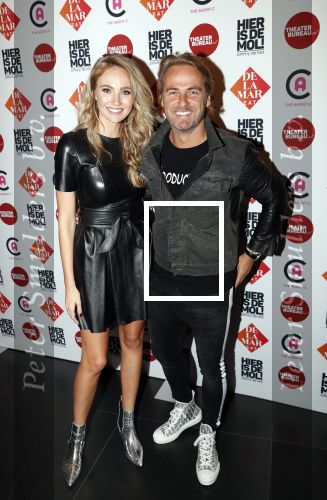 Amsterdam 19 september 2019
Premiere Johnny de Mol in het delamar theater. John ewbank en zijn vriendin Kelly Weekers