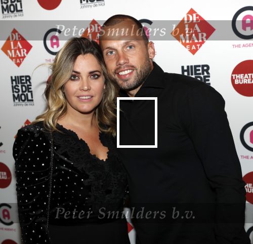 Amsterdam 19 september 2019
Premiere Johnny de Mol in het delamar theater. Johnny Heitinga en zijn vrouw Charlotte