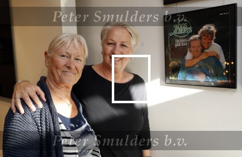 Amsterdam 12 september 2019
Govert de Roos en Rens Benerink hebben in de jaren â€™70 en â€˜80 samen honderden platenhoezen gemaakt. Deze hangen nu in hotel Americain. Joke en Christa Alberts