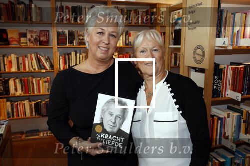 Amsterdam 27 september 2019
Boekpresentatie van Koos Alberts geschreven door zijn dochter Christa Krommenhoek. Presentatie is bij Scheltema. Joke Alberts