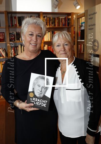 Amsterdam 27 september 2019
Boekpresentatie van Koos Alberts geschreven door zijn dochter Christa Krommenhoek. Presentatie is bij Scheltema. Joke Alberts