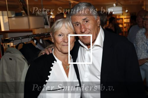 Amsterdam 27 september 2019
Boekpresentatie van Koos Alberts geschreven door zijn dochter Christa Krommenhoek. Presentatie is bij Scheltema. Joke Alberts en Sjaak Swart