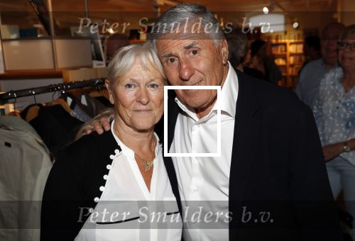 Amsterdam 27 september 2019
Boekpresentatie van Koos Alberts geschreven door zijn dochter Christa Krommenhoek. Presentatie is bij Scheltema. Joke Alberts en Sjaak Swart