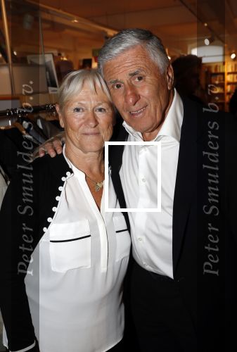 Amsterdam 27 september 2019
Boekpresentatie van Koos Alberts geschreven door zijn dochter Christa Krommenhoek. Presentatie is bij Scheltema. Joke Alberts en Sjaak Swart