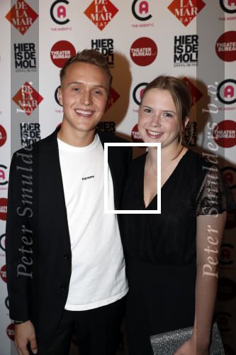 Amsterdam 19 september 2019
Premiere Johnny de Mol in het delamar theater. Zijn zwangere vrouw Anouk de Mol is natuurlijk aanwezig. Julian en Noa Vahle