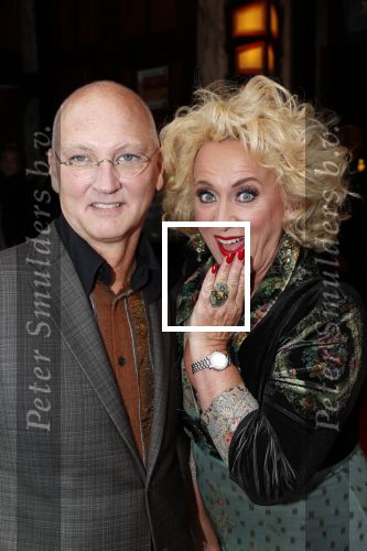 Amsterdam 11 augustus 2019
Premiere Downtown Abbey in pathe Tuschinski. Karin Bloemen kwam met haar man Marnix