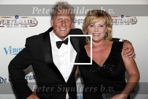 Hilversum 2 september 2019
Voetbalgala bij studio 21 . Kees Kist met zijn vrouw