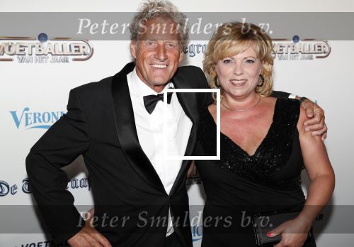 Hilversum 2 september 2019
Voetbalgala bij studio 21 . Kees Kist met zijn vrouw