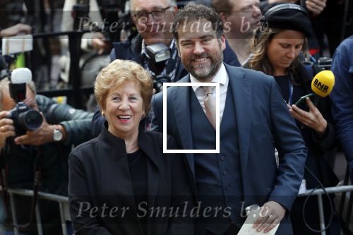 Den Haag 17 september 2019
Prinsjesdag 2019 op het binnenhof.
Klaas Dijkhoff met zijn moeder