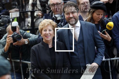 Den Haag 17 september 2019
Prinsjesdag 2019 op het binnenhof.
Klaas Dijkhoff met zijn moeder