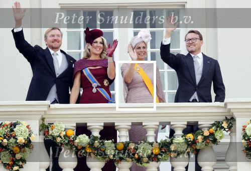 Den Haag 17 september 2019
Prinsjesdag 2019. Koning Willem Alexander Koningin Maxima Prins Constantijn en Prinses Laurentien arriveren met koets op binnenhof en bij paleis Noordeinde.