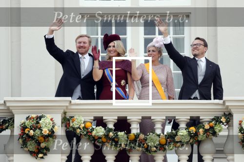 Den Haag 17 september 2019
Prinsjesdag 2019. Koning Willem Alexander Koningin Maxima Prins Constantijn en Prinses Laurentien arriveren met koets op binnenhof en bij paleis Noordeinde.