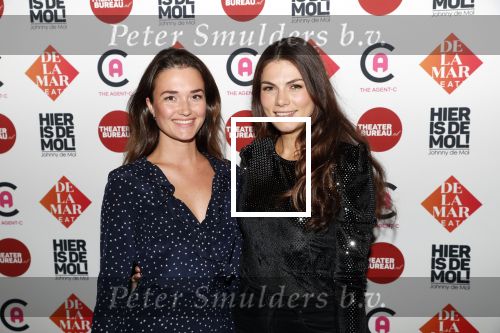 Amsterdam 19 september 2019
Premiere Johnny de Mol in het delamar theater.  Lisa Michels en een vriendin